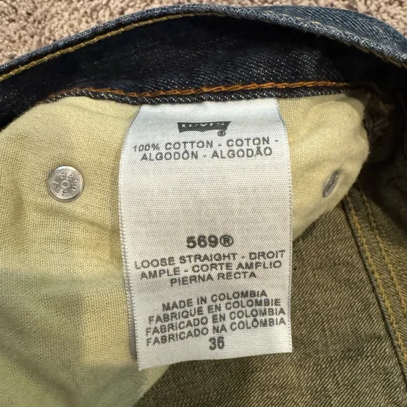 Men's Levi 569 Loose Straight W36 Denim Shorts Red Tag Great Condition! - Picture 5 of 5